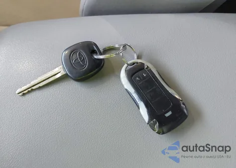 2007 Toyota Camry Ce из США, поврежденный, VIN 4T1BE46KX7U036268